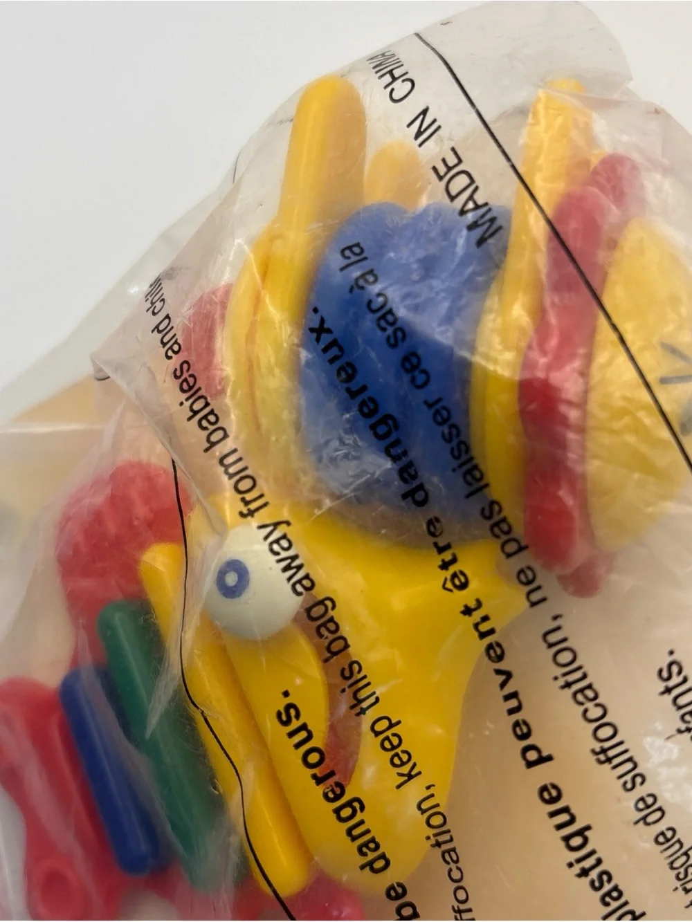 Discovery Toys Tuneful Teethers 2 Textured Teethers, Lion & Rainbow Fish, NIP